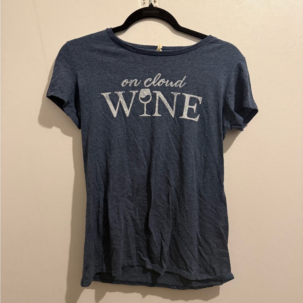🩵’On Cloud Wine' Graphic Tee - Blue